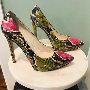 Alice + Olivia Snake Skin Heel.. Worn,but in great condition!